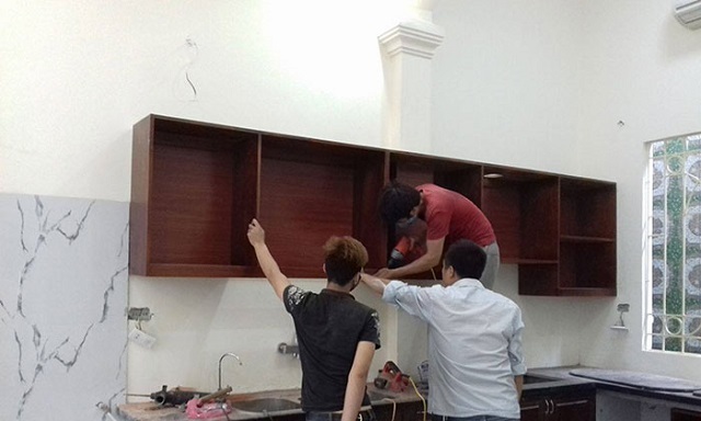 Sửa chữa tủ bếp gỗ công nghiệp